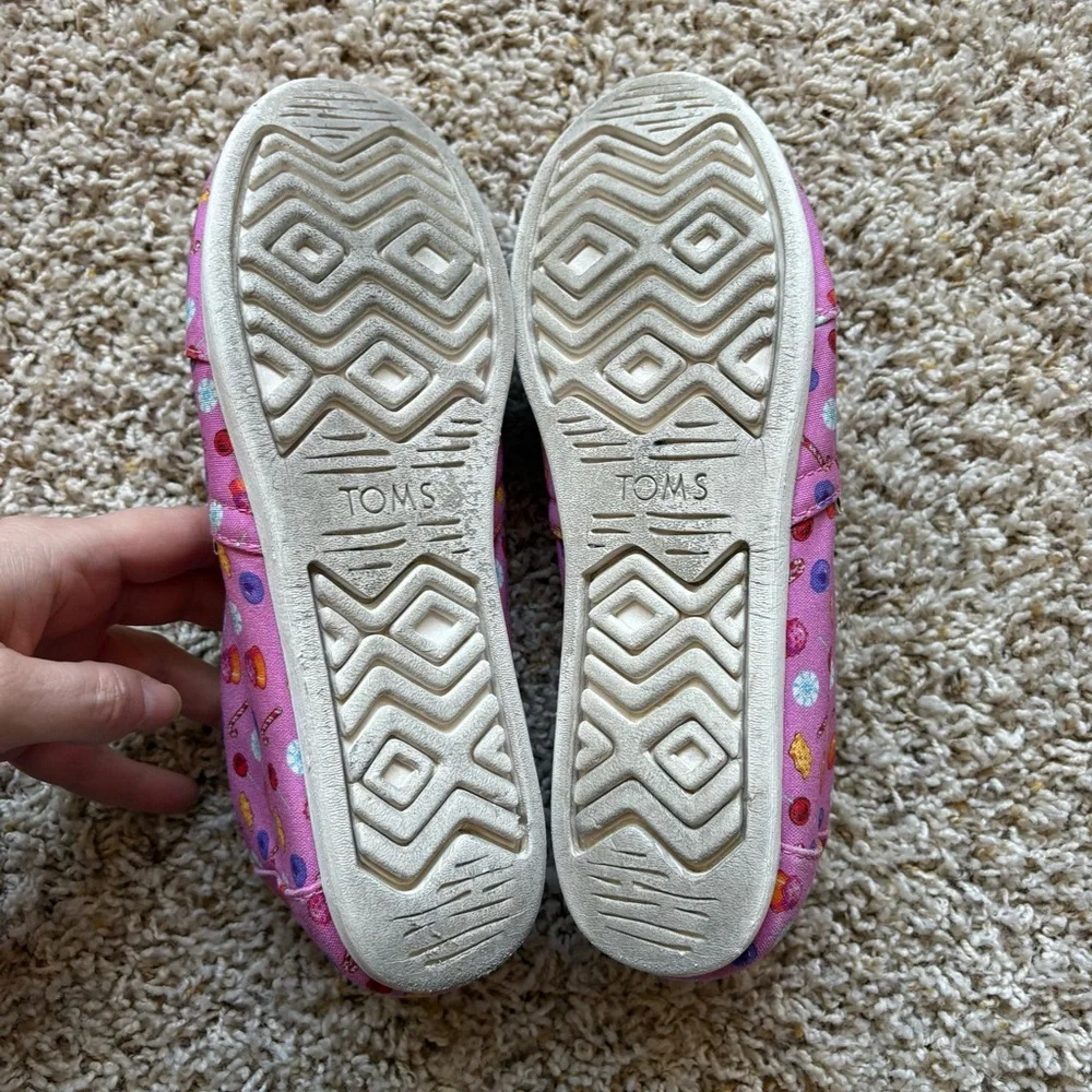 TOMS X CANDY LAND Pink Slip On Shoes Flats Alpargata Women's Size 8.5
